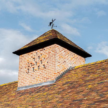 Pigeon House - Unique Barn With Private Garden, Hot Tub And Wood Burner Villa Shrewsbury Exterior foto