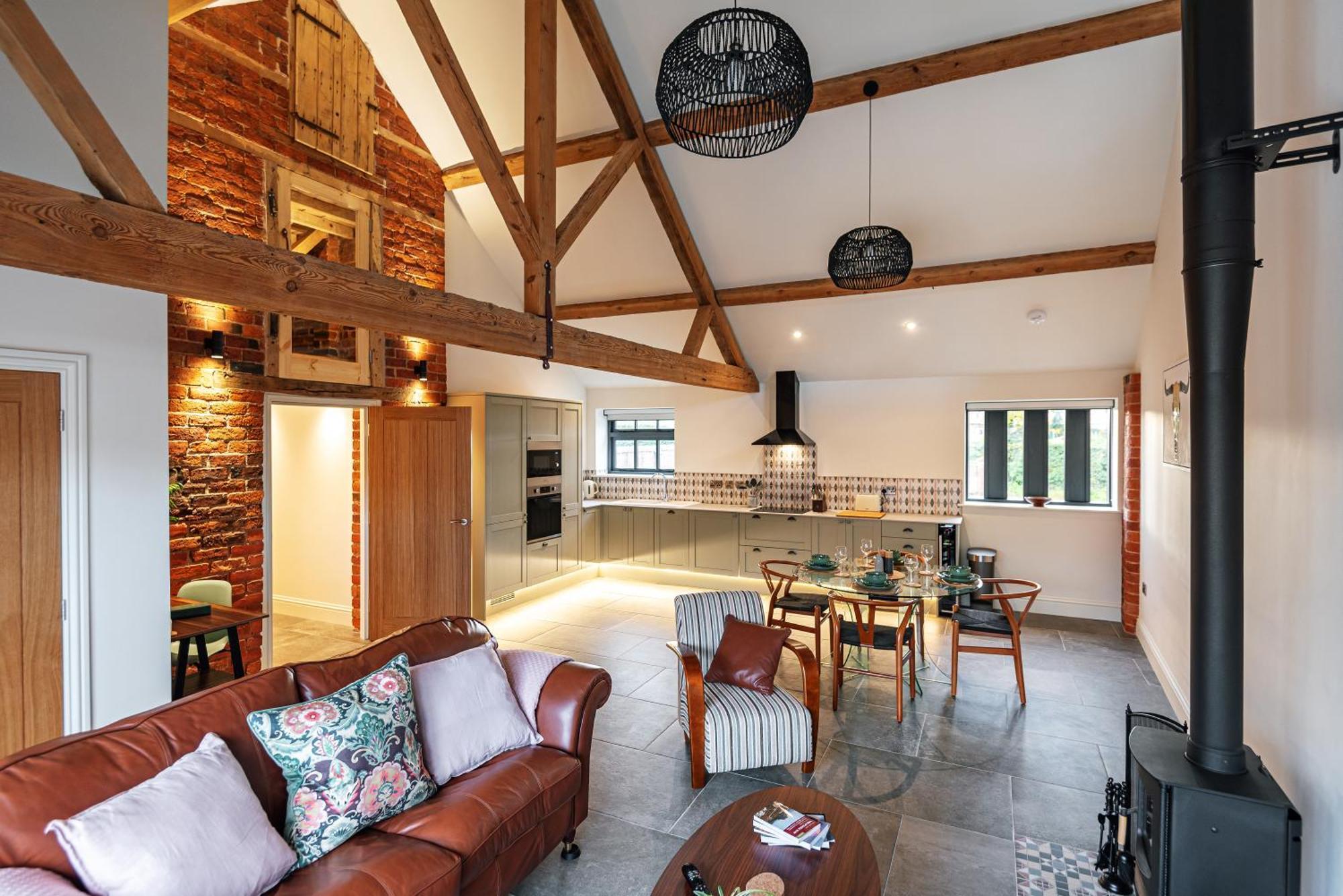 Pigeon House - Unique Barn With Private Garden, Hot Tub And Wood Burner Villa Shrewsbury Exterior foto